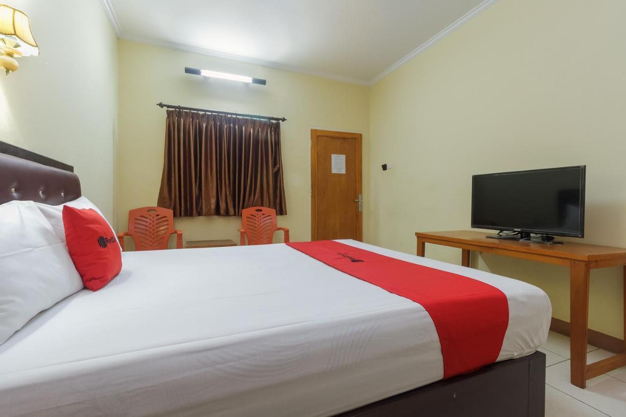 Hotel Reddoorz At Jalan Babepalar Rike Manado Exteriér fotografie